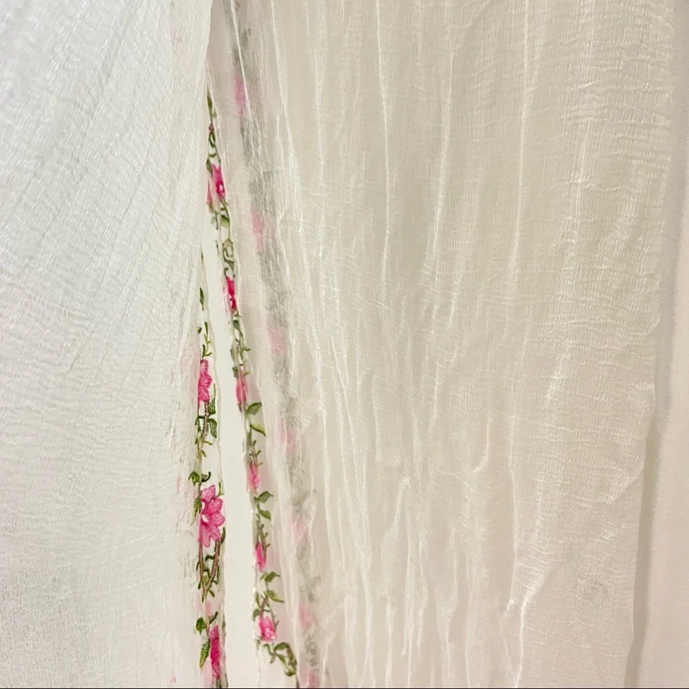 Pretty Embroidered Chiffon Dupatta/Chunni - Picture 6 of 6